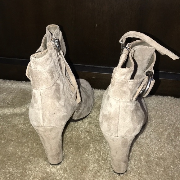 heeled booties - Picture 4 of 6